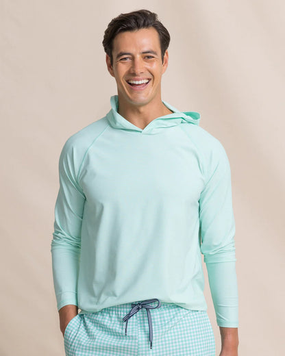 COASTAL BREEZE PERF HOODIE